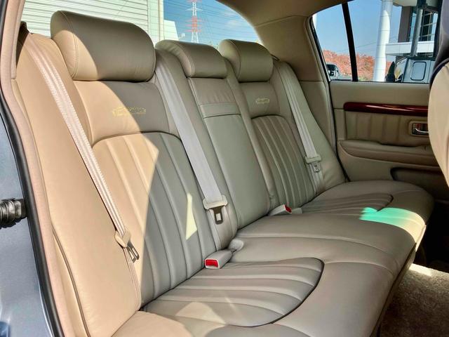 オリジン 　ドライブレコーダー　オートクルーズコントロール　バックカメラ　ナビ　アルミホイール　オートライト　ＡＴ　シートヒーター　キーレスエントリー　電動格納ミラー　盗難防止システム　パワーシート　ＣＤ（44枚目）