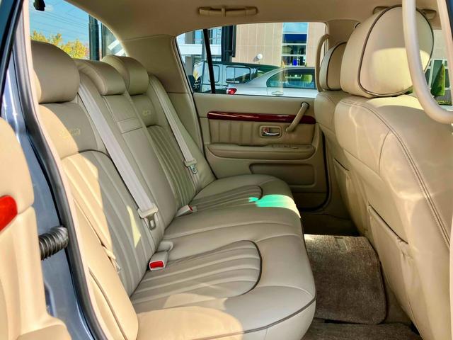 オリジン 　ドライブレコーダー　オートクルーズコントロール　バックカメラ　ナビ　アルミホイール　オートライト　ＡＴ　シートヒーター　キーレスエントリー　電動格納ミラー　盗難防止システム　パワーシート　ＣＤ（45枚目）