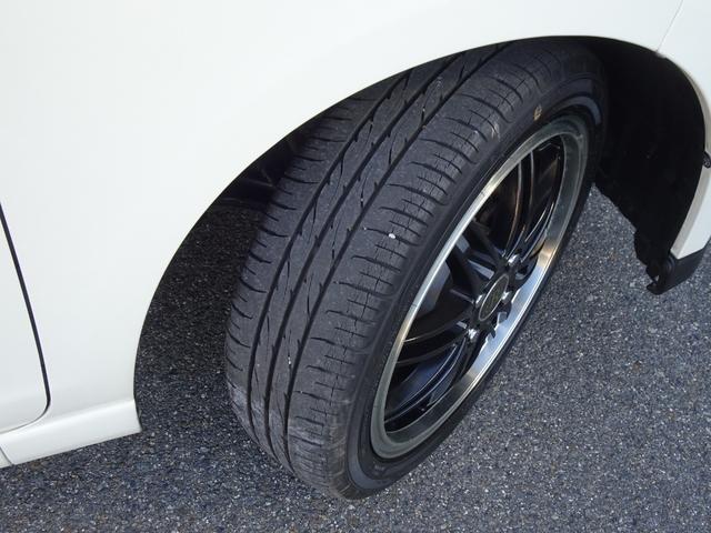 ソニカ Ｒ　平成１９年式　ターボ車　ＣＤオーディオ　スマートキー　スペアキー有り　１６インチアルミホイール（社外品「ＢＬＡＮＤＬＥ－ＬＩＮＥ」）　マニュアルエアコン　アームレストコンソールボックス　ドアバイザー（19枚目）