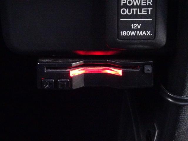 Ｎ－ＯＮＥ プレミアム・Ｌパッケージ　ナビ　バックカメラ　ＥＴＣ　前後ドラレコ　１４インチ純正アルミホイール　スマートキー　スペアキー有り　ＨＩＤヘッドライト　オートエアコン　ＵＳＢ接続　ＤＶＤ再生　横滑り防止装置　オートライト（57枚目）