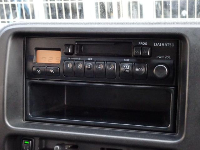 ハイゼットカーゴ DX ラジオデッキ キーレスエントリー ドアバイザー マニュアルエアコン パワーステアリング ヘッドライトレベライザー 4人乗り 12V電源ソケット(2枚目)