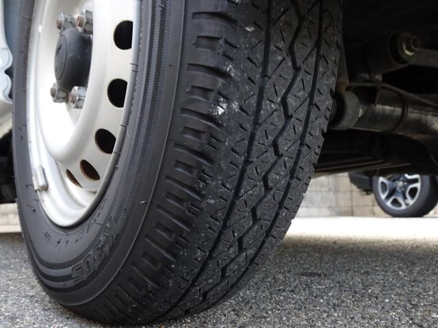 ハイゼットカーゴ DX ラジオデッキ キーレスエントリー ドアバイザー マニュアルエアコン パワーステアリング ヘッドライトレベライザー 4人乗り 12V電源ソケット(63枚目)