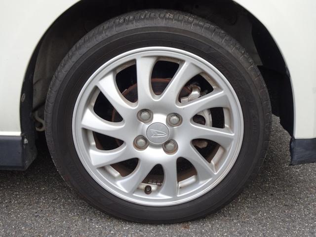 ソニカ ＲＳ　ターボ　ナビ　ＥＴＣ　Ｂｌｕｅｔｏｏｔｈ　ＣＤ／ＤＶＤ再生　ＨＩＤヘッドライト　オートエアコン　アームレストコンソールボックス　１５インチ純正アルミホイール　スマートキー　スペアキー有り（18枚目）