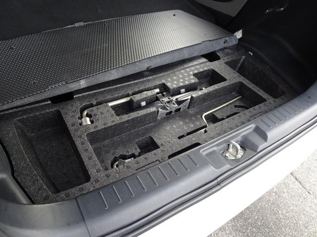 ソニカ ＲＳ　ターボ　ナビ　ＥＴＣ　Ｂｌｕｅｔｏｏｔｈ　ＣＤ／ＤＶＤ再生　ＨＩＤヘッドライト　オートエアコン　アームレストコンソールボックス　１５インチ純正アルミホイール　スマートキー　スペアキー有り（39枚目）