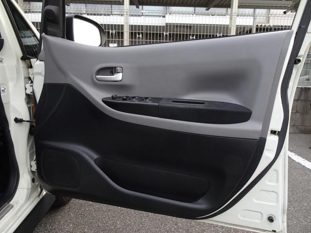 ソニカ ＲＳ　ターボ　ナビ　ＥＴＣ　Ｂｌｕｅｔｏｏｔｈ　ＣＤ／ＤＶＤ再生　ＨＩＤヘッドライト　オートエアコン　アームレストコンソールボックス　１５インチ純正アルミホイール　スマートキー　スペアキー有り（40枚目）