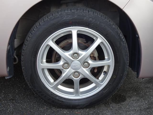 ミライース Ｘ　走行無制限１年保証　車検２年受渡　ナビ　ＵＳＢ接続　ＣＤ　ワンセグＴＶ　１４インチ純正アルミホイール　キーレスエントリー　アイドリングストップ　ヘッドライトレベライザー　ドアバイザー　スペアキー有り（3枚目）