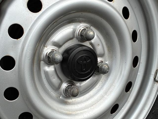 �y�Z���^�[�z�C�[���L���b�v�z�Ԃɗǂ������������Z���^�[�z�C�[���L���b�v����������Ă��܂��B�e��ЊO�A���~�z�C�[����A�X�^�b�h���X�^�C�����戵�����Ă���܂��B���񂲑��k���������B