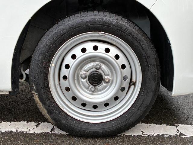 �y�Z���^�[�z�C�[���L���b�v�z�Ԃɗǂ������������Z���^�[�z�C�[���L���b�v����������Ă��܂��B�e��ЊO�A���~�z�C�[����A�X�^�b�h���X�^�C�����戵�����Ă���܂��B���񂲑��k���������B