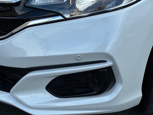 �O���ɃR�[�i�[�Z���T�[�I��Q�������m�E����E���Ōx�����Ă���܂��B