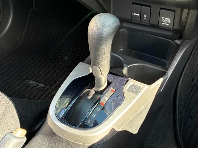 �y�V�t�g���o�[�z�V�t�g���ƂĂ����삵�₷���f�U�C���ɂȂ��Ă���܂��I�^�]����l�̎�����ɍl�������쐫�̍����d�l�ł���