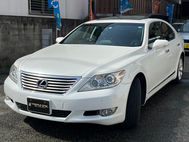 ＬＳ ＬＳ４６０　バージョンＣ　Ｉパッケージ　サンルーフ、マークレビンソンサウンドシステム、クリアランスソナー、パワートランク、ステアリングヒーター、アルカンターラルーフライナー、黒革シート、冷温シート、Ｂｌｕｅｔｏｏｔｈオーディオ、フルセグ（3枚目）