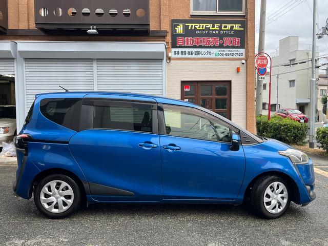 シエンタ Ｇ　ワンオーナー　７人乗り　プッシュスタート　トヨタ純正ナビ　フルセグ　バックカメラ　Ｂｌｕｅｔｏｏｔｈオーディオ　ＥＴＣ　両側電動スライドドア　純正ＬＥＤヘッドランプ　フォグランプ　　シートヒーター（8枚目）