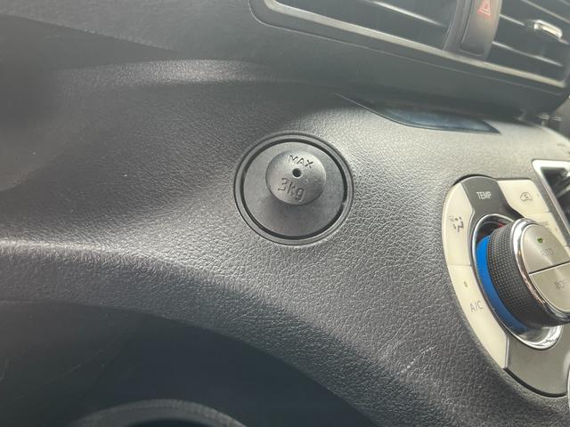 シエンタ Ｇ　ワンオーナー　７人乗り　プッシュスタート　トヨタ純正ナビ　フルセグ　バックカメラ　Ｂｌｕｅｔｏｏｔｈオーディオ　ＥＴＣ　両側電動スライドドア　純正ＬＥＤヘッドランプ　フォグランプ　　シートヒーター（40枚目）