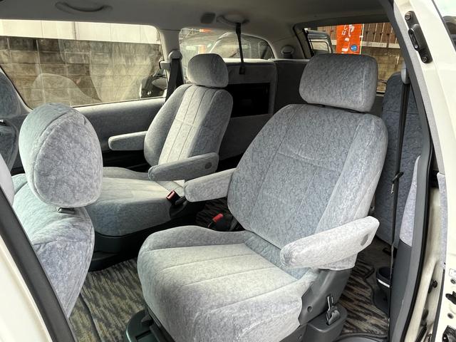 エスティマ Ｇ　７人乗り　ツインムーンルーフ　社外ナビ　フルセグ　バックカメラ　ＵＳＢ接続音楽再生　ＥＴＣ　純正キーレス　社外エアロ（Ｆ　Ｓ　Ｒ）　社外フジツボマフラー　社外１７インチＡＷ　社外ローダウン足回り（35枚目）