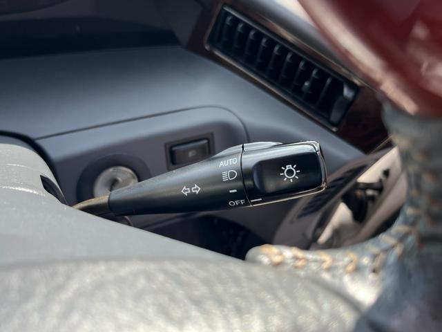 エスティマ Ｇ　７人乗り　ツインムーンルーフ　社外ナビ　フルセグ　バックカメラ　ＵＳＢ接続音楽再生　ＥＴＣ　純正キーレス　社外エアロ（Ｆ　Ｓ　Ｒ）　社外フジツボマフラー　社外１７インチＡＷ　社外ローダウン足回り（48枚目）