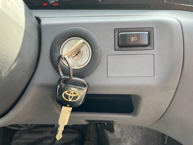 エスティマ Ｇ　７人乗り　ツインムーンルーフ　社外ナビ　フルセグ　バックカメラ　ＵＳＢ接続音楽再生　ＥＴＣ　純正キーレス　社外エアロ（Ｆ　Ｓ　Ｒ）　社外フジツボマフラー　社外１７インチＡＷ　社外ローダウン足回り（49枚目）