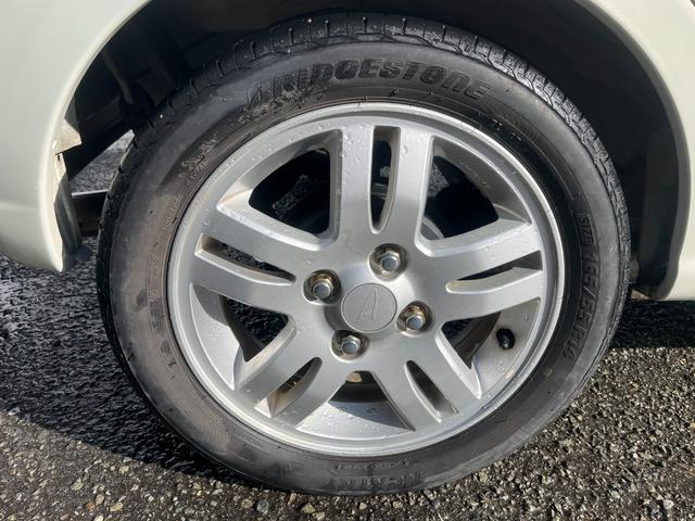 オプティ ビークスＳ　ワンオーナー　禁煙車　５ＭＴ　ターボ　後期最終型　Ｈ１７年からＲ５年車検整備記録簿あり　純正キーレスリモコン　ブルーリフレクターヘッドランプ　メッキアウターハンドル　純正１４インチアルミ（13枚目）