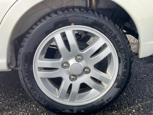 オプティ ビークスＳ　ワンオーナー　禁煙車　５ＭＴ　ターボ　後期最終型　Ｈ１７年からＲ５年車検整備記録簿あり　純正キーレスリモコン　ブルーリフレクターヘッドランプ　メッキアウターハンドル　純正１４インチアルミ（15枚目）