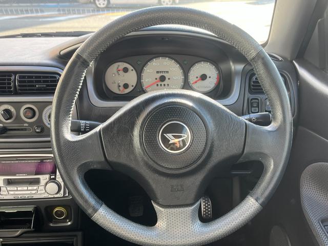 オプティ ビークスＳ　ワンオーナー　禁煙車　５ＭＴ　ターボ　後期最終型　Ｈ１７年からＲ５年車検整備記録簿あり　純正キーレスリモコン　ブルーリフレクターヘッドランプ　メッキアウターハンドル　純正１４インチアルミ（17枚目）