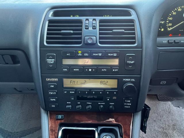 セルシオ Ａ仕様　２０２ブラック　バネサス車両（ＲＳＲダウンサス）　マルチレス　レオンハルト１９インチアルミ　純正キーレス　モケットシート　パワーシート　オートライト（27枚目）