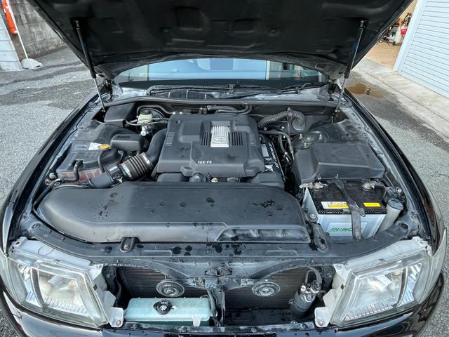 セルシオ Ａ仕様　２０２ブラック　バネサス車両（ＲＳＲダウンサス）　マルチレス　レオンハルト１９インチアルミ　純正キーレス　モケットシート　パワーシート　オートライト（40枚目）