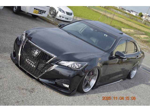 クラウン アスリートＧ－Ｔ　革　ＳＲ　マルチ　走行４９０００キロ　車検受け渡し　イデアルエアサス＆ブレーキシステムＦ８ポットＲ６ポット　レオンハルト２０インチアルミ　Ｆリップ社外　サイドモデリスタ　Ｒモデリスタ　ヘッドライト加工（6枚目）