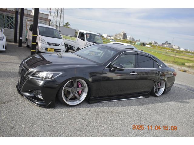 クラウン アスリートＧ－Ｔ　革　ＳＲ　マルチ　走行４９０００キロ　車検受け渡し　イデアルエアサス＆ブレーキシステムＦ８ポットＲ６ポット　レオンハルト２０インチアルミ　Ｆリップ社外　サイドモデリスタ　Ｒモデリスタ　ヘッドライト加工（13枚目）