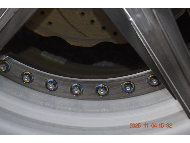 クラウン アスリートＧ－Ｔ　革　ＳＲ　マルチ　走行４９０００キロ　車検受け渡し　イデアルエアサス＆ブレーキシステムＦ８ポットＲ６ポット　レオンハルト２０インチアルミ　Ｆリップ社外　サイドモデリスタ　Ｒモデリスタ　ヘッドライト加工（26枚目）