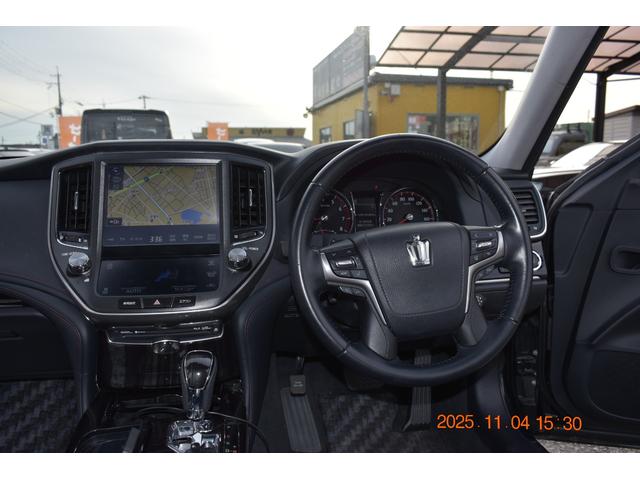 クラウン アスリートＧ－Ｔ　革　ＳＲ　マルチ　走行４９０００キロ　車検受け渡し　イデアルエアサス＆ブレーキシステムＦ８ポットＲ６ポット　レオンハルト２０インチアルミ　Ｆリップ社外　サイドモデリスタ　Ｒモデリスタ　ヘッドライト加工（30枚目）