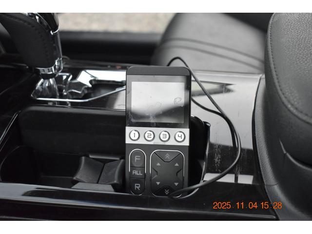 クラウン アスリートＧ－Ｔ　革　ＳＲ　マルチ　走行４９０００キロ　車検受け渡し　イデアルエアサス＆ブレーキシステムＦ８ポットＲ６ポット　レオンハルト２０インチアルミ　Ｆリップ社外　サイドモデリスタ　Ｒモデリスタ　ヘッドライト加工（37枚目）