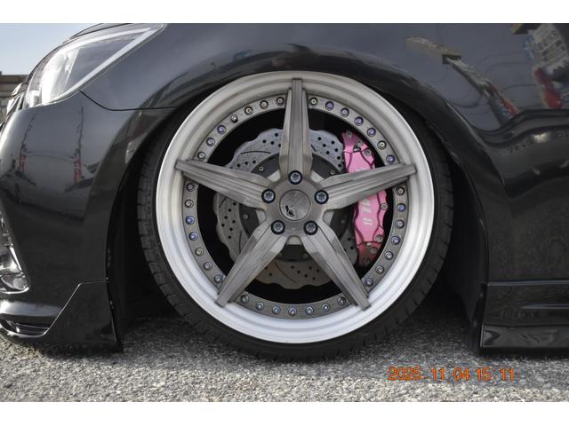 クラウン アスリートＧ－Ｔ　革　ＳＲ　マルチ　走行４９０００キロ　車検受け渡し　イデアルエアサス＆ブレーキシステムＦ８ポットＲ６ポット　レオンハルト２０インチアルミ　Ｆリップ社外　サイドモデリスタ　Ｒモデリスタ　ヘッドライト加工（45枚目）