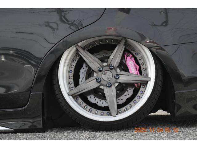 クラウン アスリートＧ－Ｔ　革　ＳＲ　マルチ　走行４９０００キロ　車検受け渡し　イデアルエアサス＆ブレーキシステムＦ８ポットＲ６ポット　レオンハルト２０インチアルミ　Ｆリップ社外　サイドモデリスタ　Ｒモデリスタ　ヘッドライト加工（46枚目）