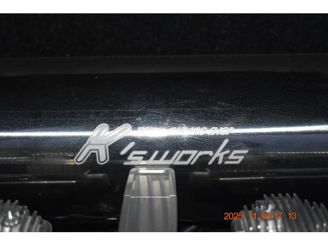 クラウン アスリートＧ－Ｔ　革　ＳＲ　マルチ　走行４９０００キロ　車検受け渡し　イデアルエアサス＆ブレーキシステムＦ８ポットＲ６ポット　レオンハルト２０インチアルミ　Ｆリップ社外　サイドモデリスタ　Ｒモデリスタ　ヘッドライト加工（73枚目）