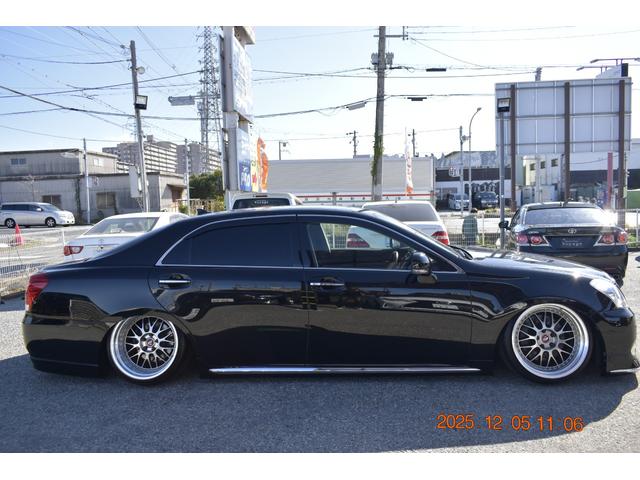 クラウンマジェスタ Gタイプ 革 マルチ プレミアムサンド モデリスタエアロ WORKジスタンス19AW 社外アーム ROAMAIRエアサス(15枚目)