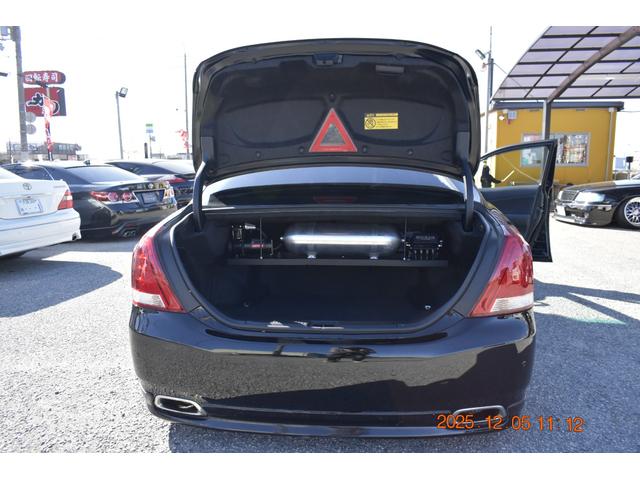 クラウンマジェスタ Gタイプ 革 マルチ プレミアムサンド モデリスタエアロ WORKジスタンス19AW 社外アーム ROAMAIRエアサス(21枚目)