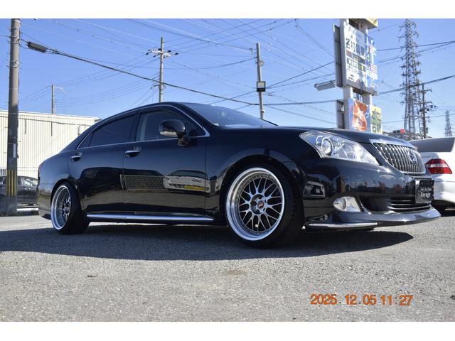 クラウンマジェスタ Gタイプ 革 マルチ プレミアムサンド モデリスタエアロ WORKジスタンス19AW 社外アーム ROAMAIRエアサス(25枚目)