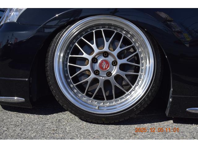 クラウンマジェスタ Gタイプ 革 マルチ プレミアムサンド モデリスタエアロ WORKジスタンス19AW 社外アーム ROAMAIRエアサス(51枚目)