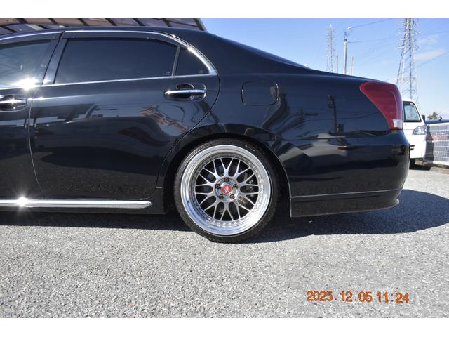 クラウンマジェスタ Gタイプ 革 マルチ プレミアムサンド モデリスタエアロ WORKジスタンス19AW 社外アーム ROAMAIRエアサス(59枚目)