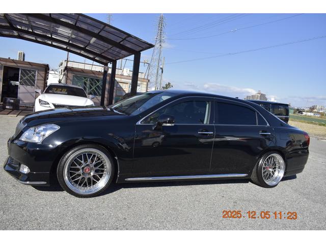 クラウンマジェスタ Gタイプ 革 マルチ プレミアムサンド モデリスタエアロ WORKジスタンス19AW 社外アーム ROAMAIRエアサス(60枚目)