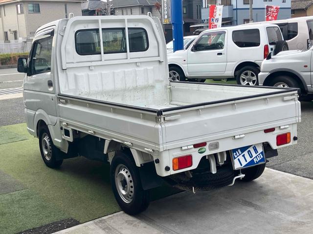 キャリイトラック 　軽トラック　ＭＴ　ＥＴＣ　ナビ　ＴＶ　エアコン　パワーステアリング　運転席エアバッグ　Ｂｌｕｅｔｏｏｔｈ（7枚目）