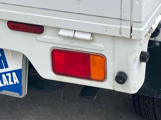 キャリイトラック 　軽トラック　ＭＴ　ＥＴＣ　ナビ　ＴＶ　エアコン　パワーステアリング　運転席エアバッグ　Ｂｌｕｅｔｏｏｔｈ（13枚目）