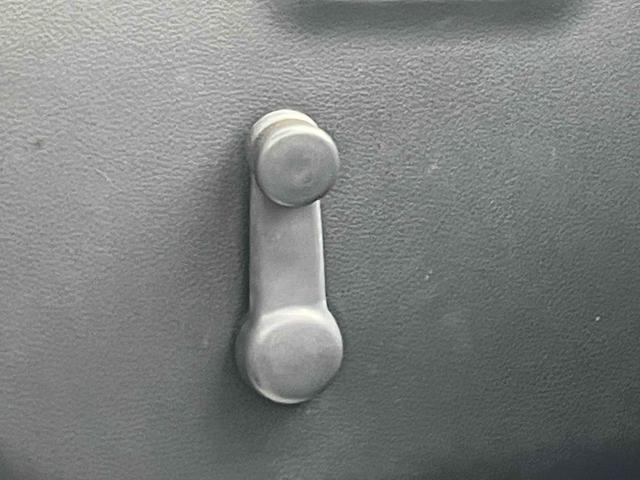 キャリイトラック 　軽トラック　ＭＴ　ＥＴＣ　ナビ　ＴＶ　エアコン　パワーステアリング　運転席エアバッグ　Ｂｌｕｅｔｏｏｔｈ（24枚目）