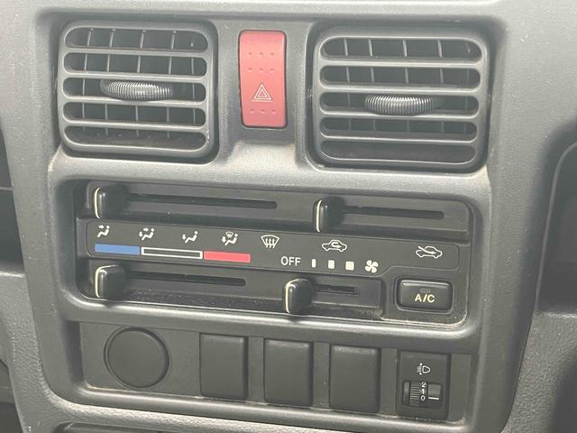 キャリイトラック 　軽トラック　ＭＴ　ＥＴＣ　ナビ　ＴＶ　エアコン　パワーステアリング　運転席エアバッグ　Ｂｌｕｅｔｏｏｔｈ（35枚目）
