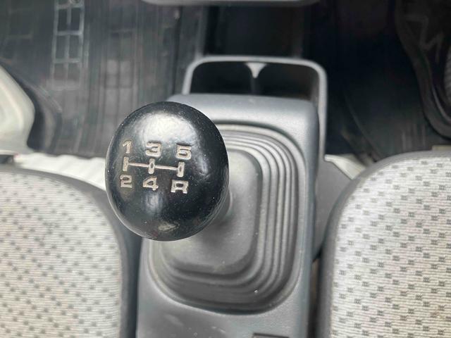 キャリイトラック 　軽トラック　ＭＴ　ＥＴＣ　ナビ　ＴＶ　エアコン　パワーステアリング　運転席エアバッグ　Ｂｌｕｅｔｏｏｔｈ（37枚目）