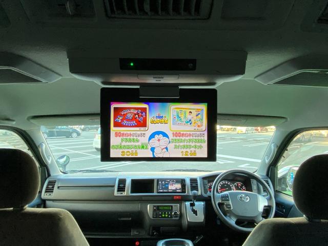 ハイエースワゴン ＧＬ　１０人乗り／純正メモリーナビ／フルセグＴＶ／純正フリップダウンモニター／Ｂｌｕｅｔｏｏｔｈ／バックカメラ／ビルトインＥＴＣ／ＣＤ再生／ＤＶＤ再生／ルーフキャリア／電動格納ミラー／ウォークスルー（26枚目）