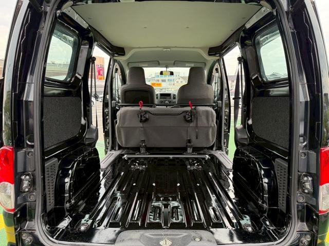 ＮＶ２００バネットバン ＶＸ　禁煙車／キーレス／両側スライドドア／エアコン／フルフラットシート／（6枚目）