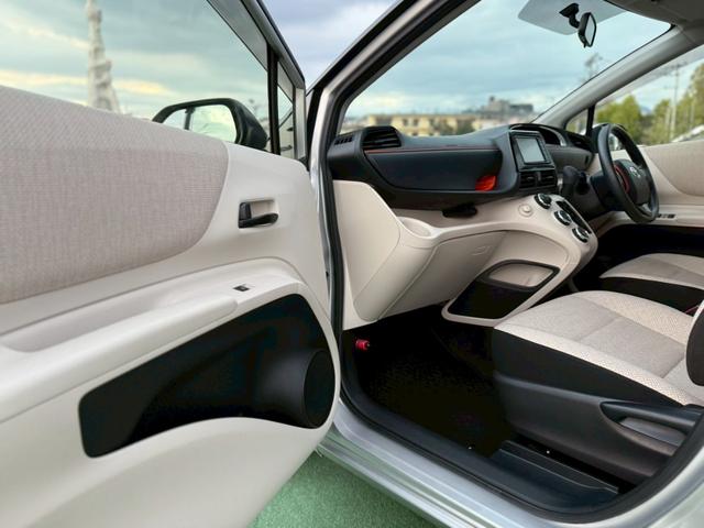 シエンタ Ｘ　禁煙車／純正ナビ／両側スライドドア／テレビ／Ｂｌｕｅｔｏｏｔｈ／フルフラットシート／電動格納ミラー／（26枚目）