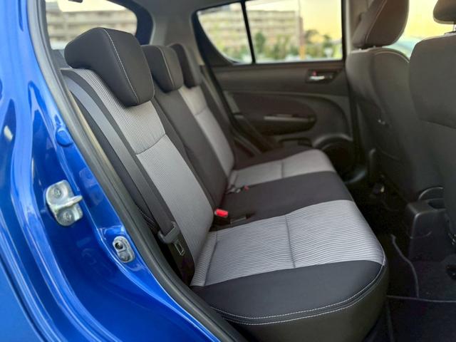 スイフト ＲＳ　５ＭＴ／柿本マフラー／純正ナビ／バックカメラ／フルセグＴＶ／Ｂｌｕｅｔｏｏｔｈ／社外アルミ／プッシュスタート／スマートキー／ステアリングリモコン／ドラレコ（11枚目）