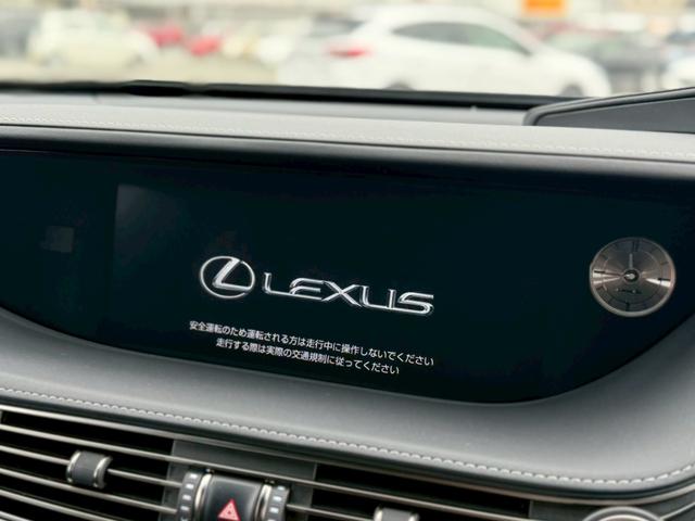 ＬＳ ＬＳ５００ｈ　Ｉパッケージ　禁煙車／サンルーフ／黒本革シート／ＢＳＭ／ＨＵＤ／シートヒーター／シートエアコン／純正ナビ／全方位カメラ／純正１９インチＡＷ／パワーシート／パワーバックドア／アダプティブクルーズコントロール／ＥＴＣ（10枚目）