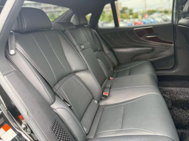 ＬＳ ＬＳ５００ｈ　Ｉパッケージ　禁煙車／サンルーフ／黒本革シート／ＢＳＭ／ＨＵＤ／シートヒーター／シートエアコン／純正ナビ／全方位カメラ／純正１９インチＡＷ／パワーシート／パワーバックドア／アダプティブクルーズコントロール／ＥＴＣ（17枚目）